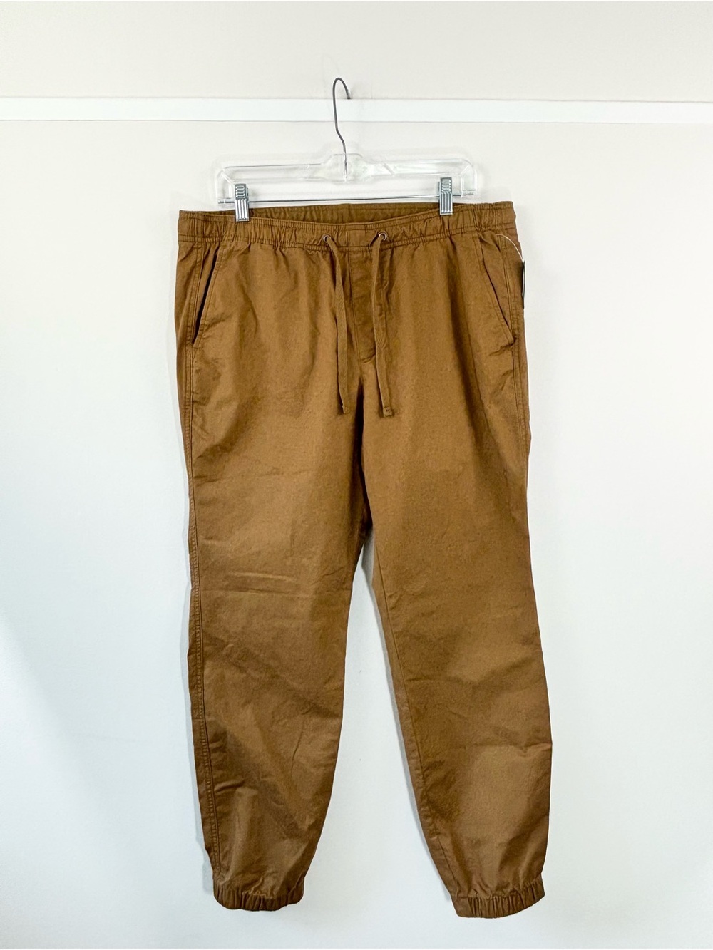 NWT Gap jogger pants